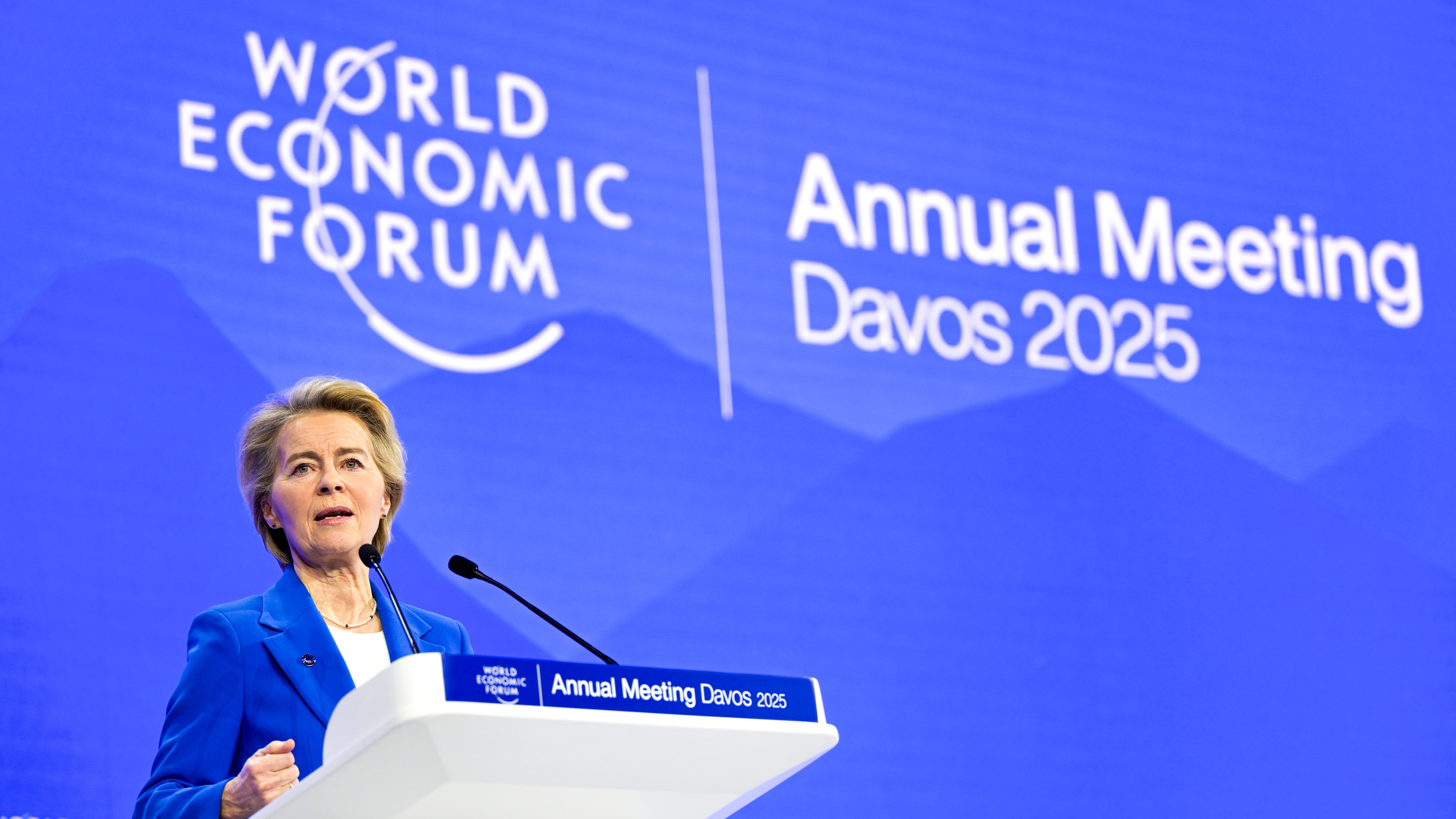 Queres estar informado sobre os objetivos da Comissão Europeia para este mandato? O discurso da Presidente Ursula von der Leyen é um excelente ponto de partida para começar!